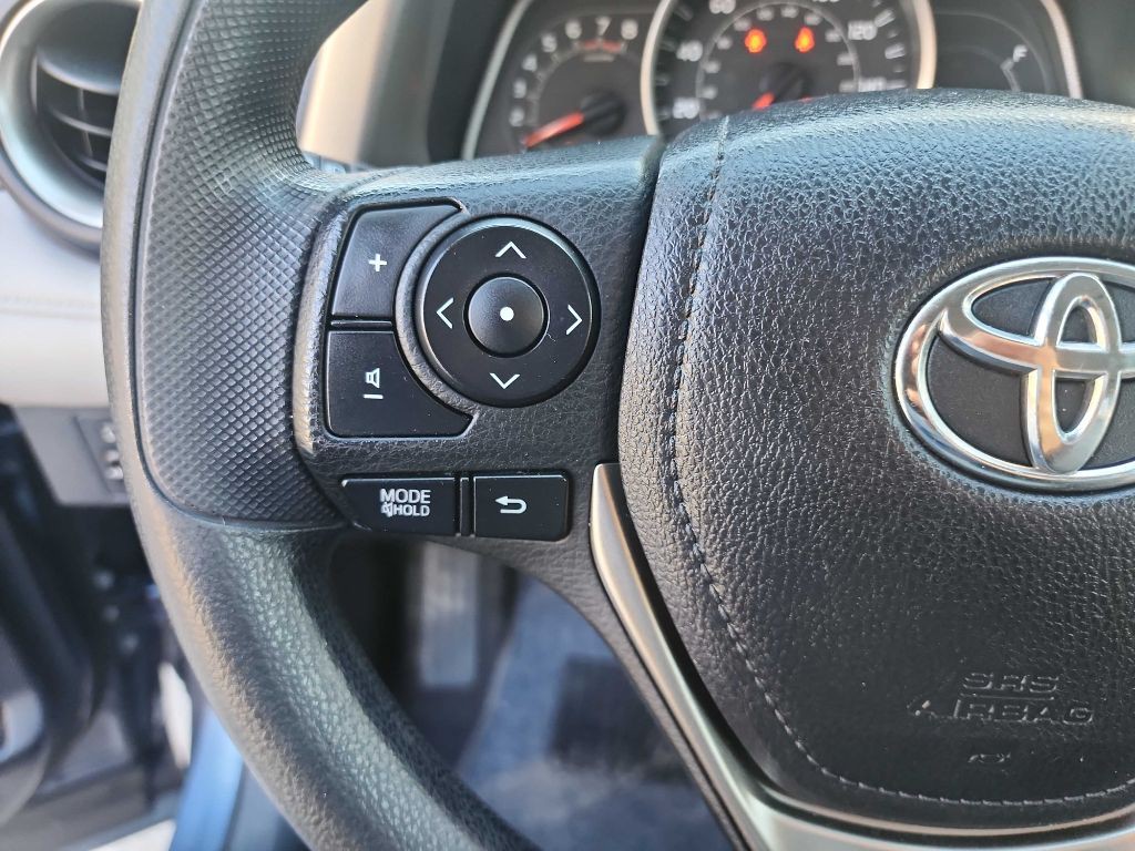 2013 Toyota Rav4 Image 17