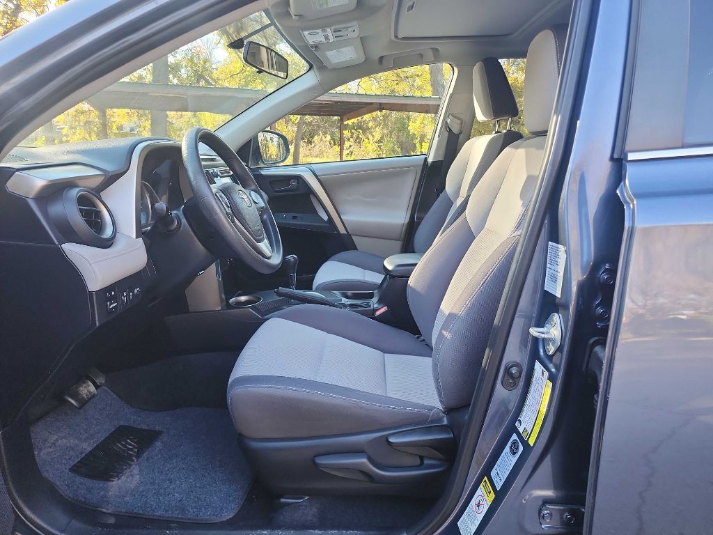 2013 Toyota Rav4 Image 19