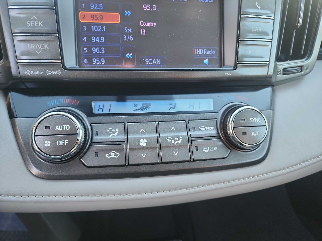 2013 Toyota Rav4 Image 24