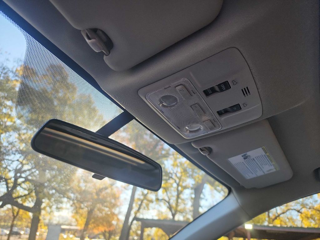 2013 Toyota Rav4 Image 27