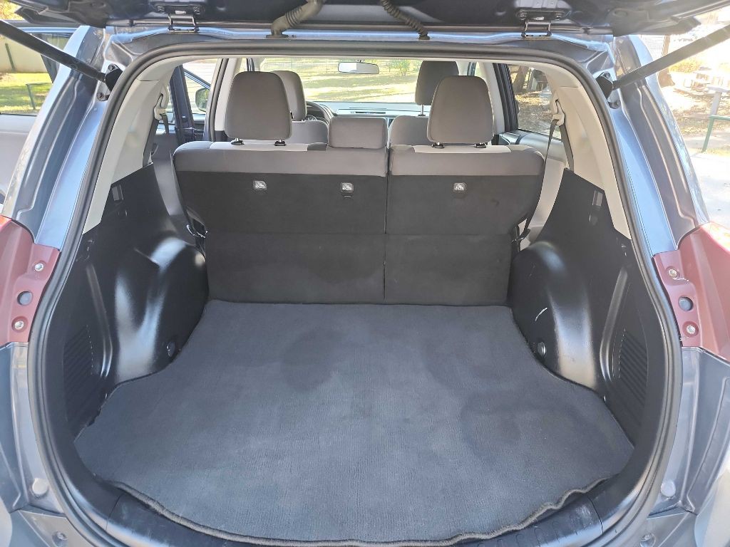 2013 Toyota Rav4 Image 31