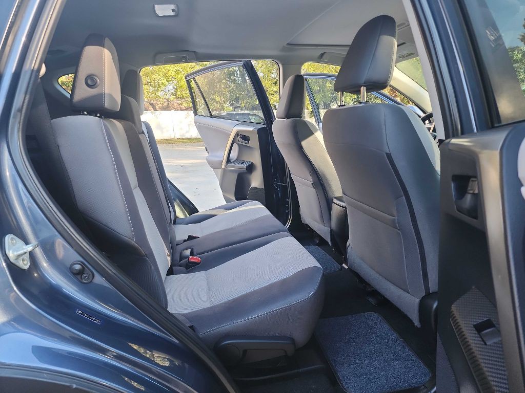 2013 Toyota Rav4 Image 33