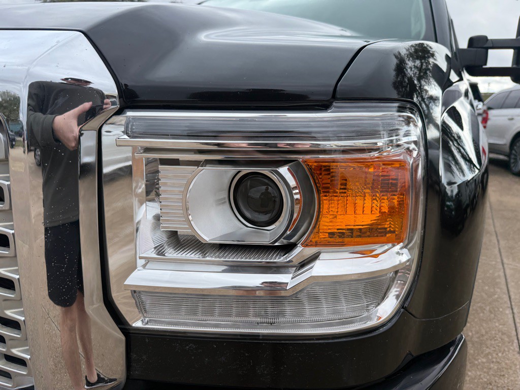 2015 GMC Sierra Image 12