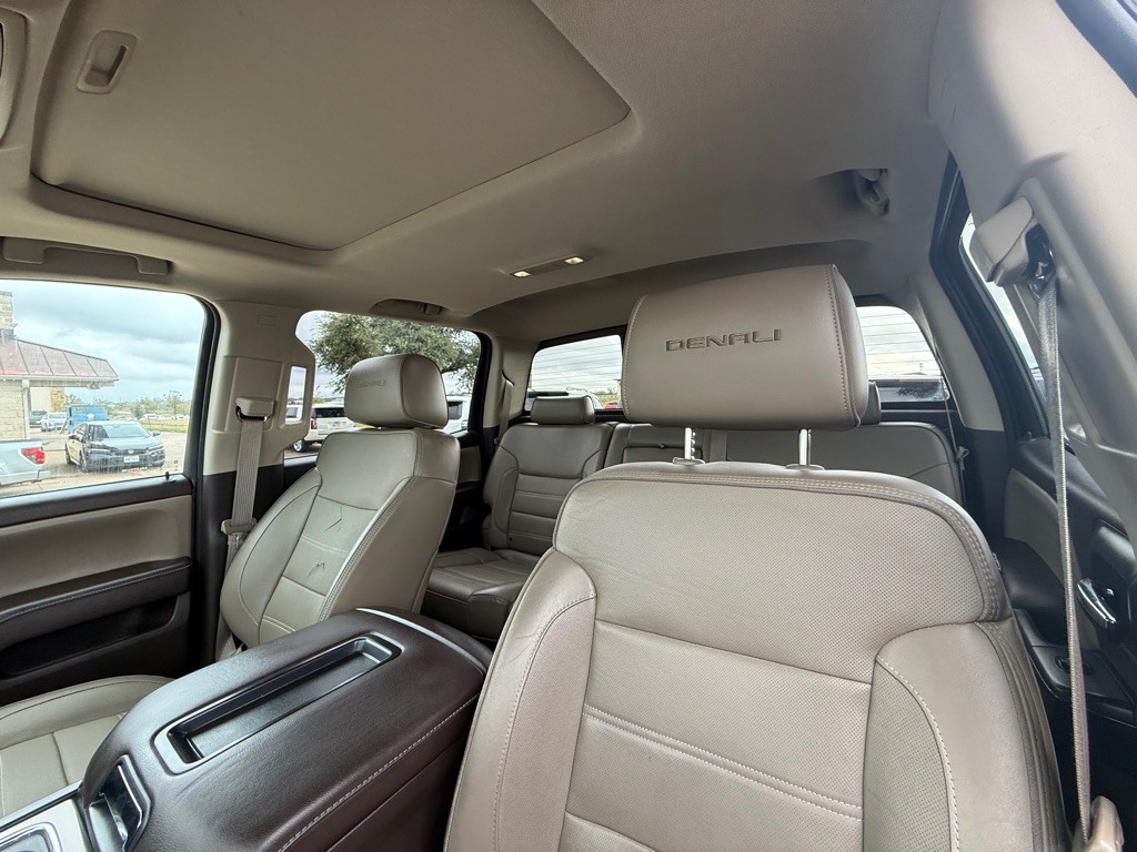 2015 GMC Sierra Image 21