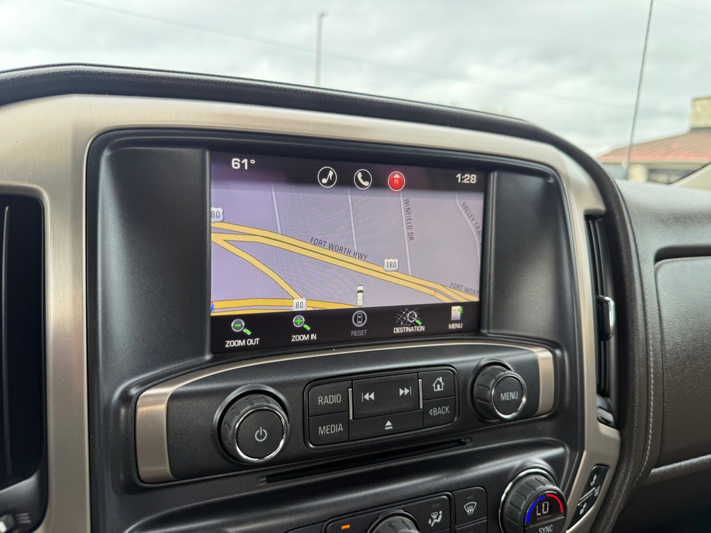 2015 GMC Sierra Image 38