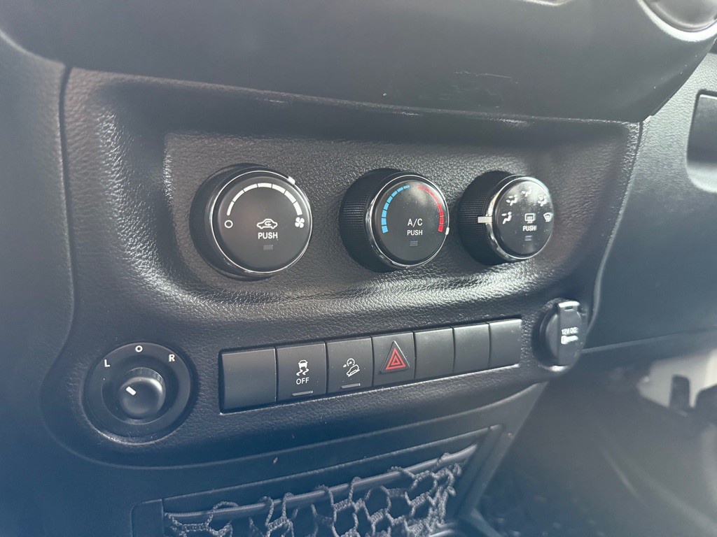 2018 Jeep Wrangler Unlimited Image 27