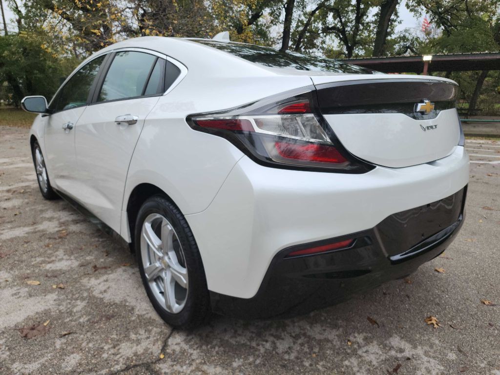 2016 Chevrolet Volt Image 5