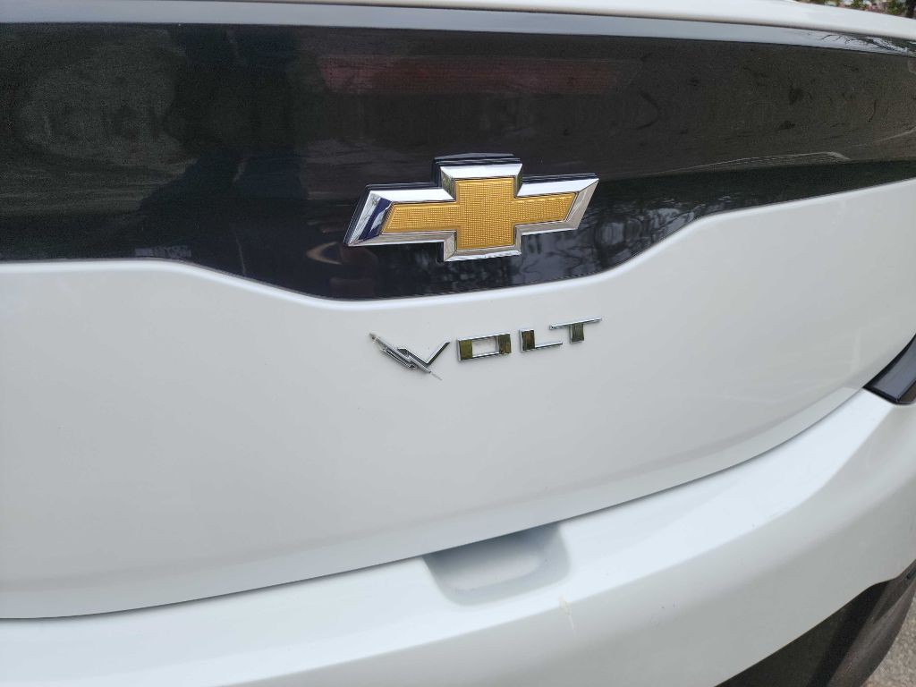 2016 Chevrolet Volt Image 7