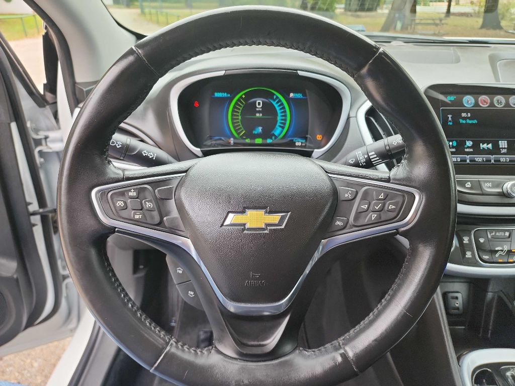 2016 Chevrolet Volt Image 16