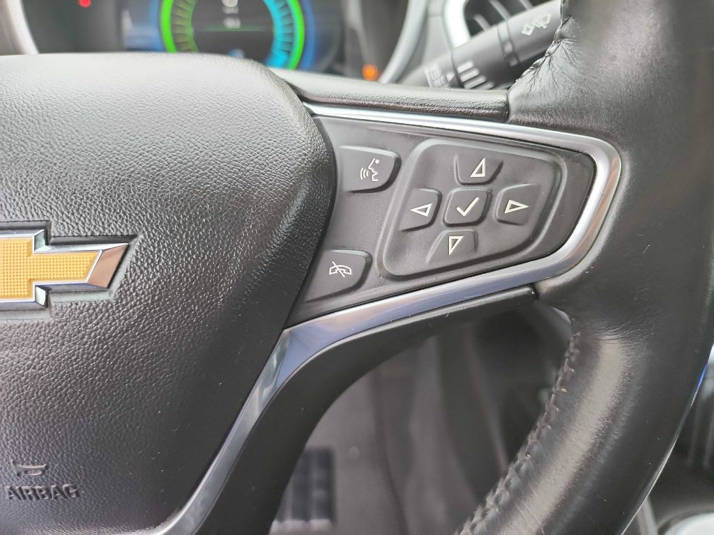 2016 Chevrolet Volt Image 18