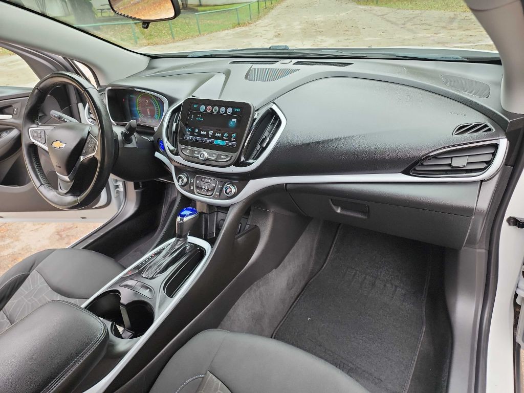 2016 Chevrolet Volt Image 36