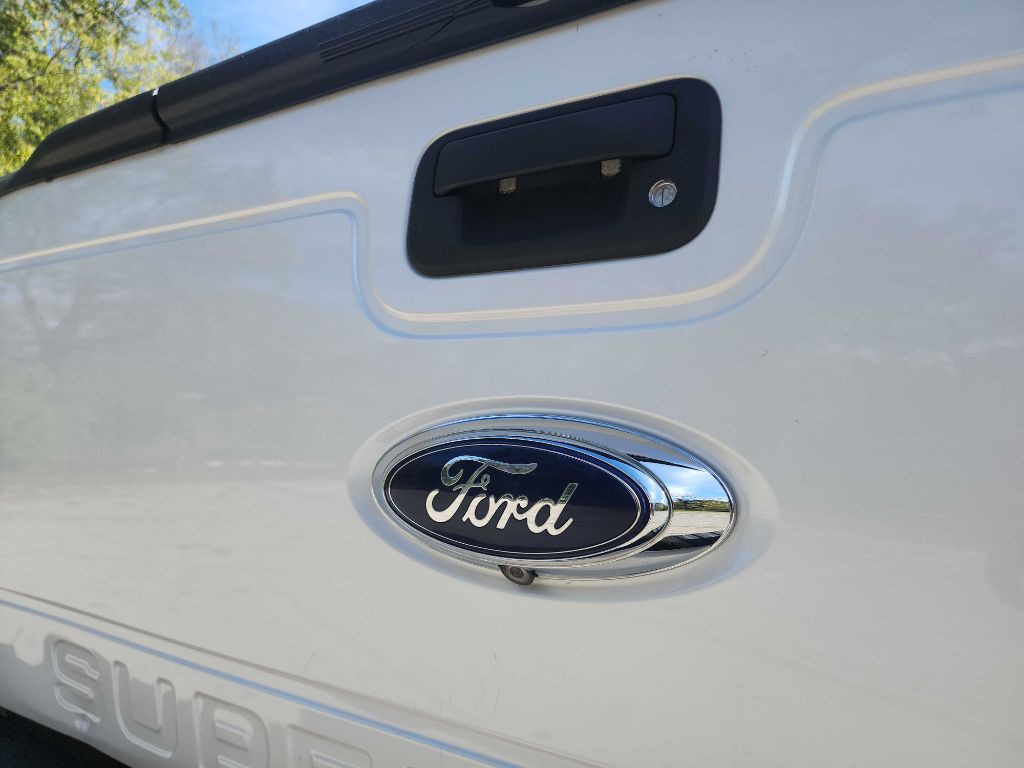 2015 Ford F-350 Image 7