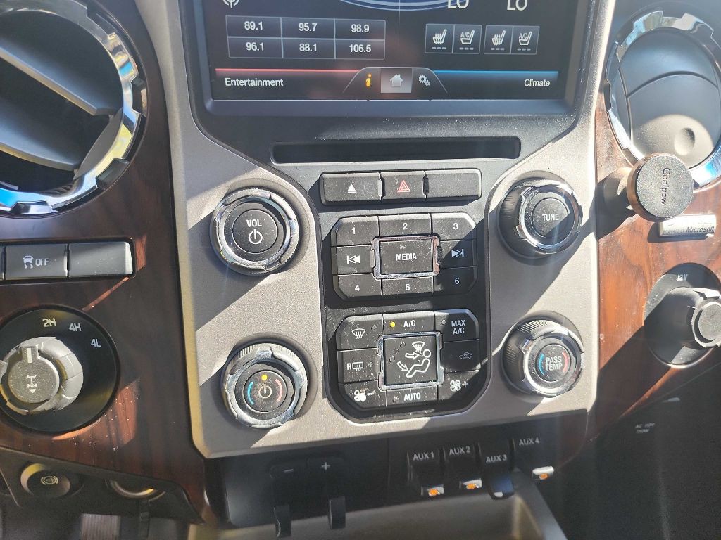 2015 Ford F-350 Image 27