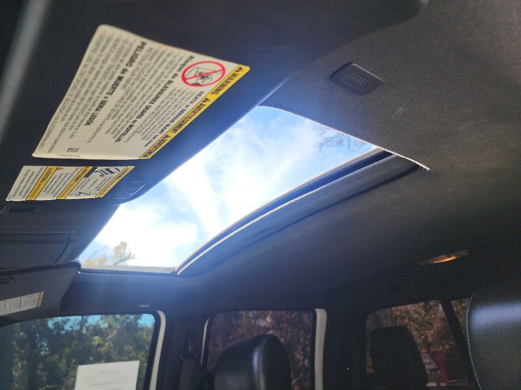 2015 Ford F-350 Image 31