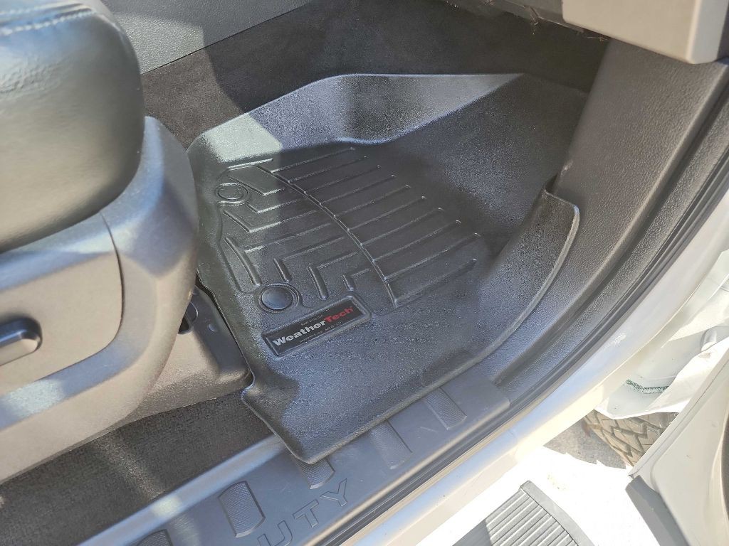 2015 Ford F-350 Image 43