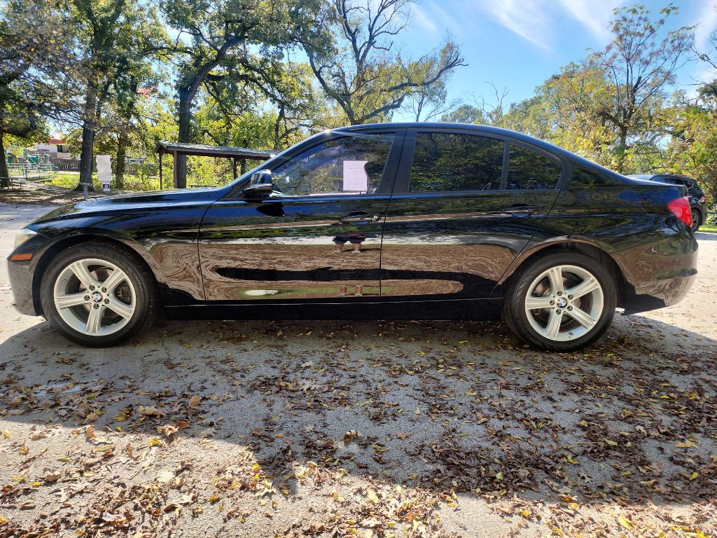 2015 BMW 3 Series Image 4