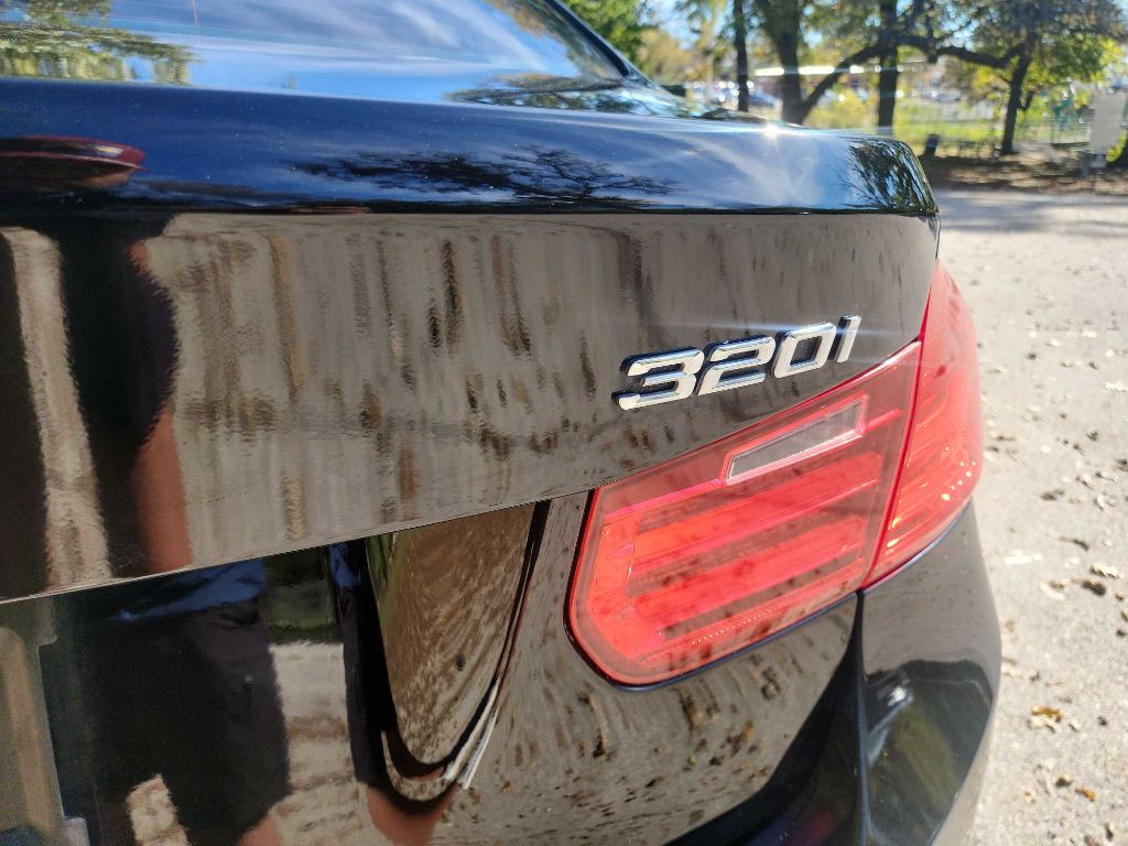 2015 BMW 3 Series Image 8