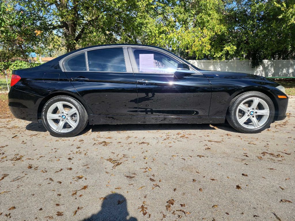 2015 BMW 3 Series Image 9