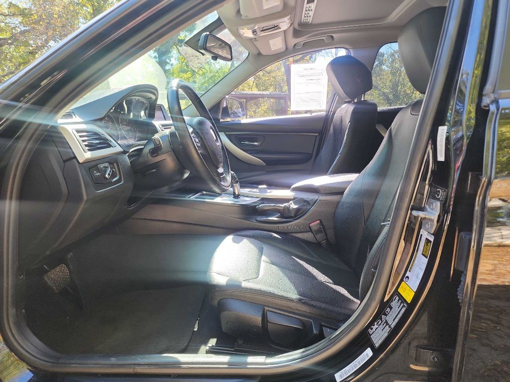 2015 BMW 3 Series Image 13