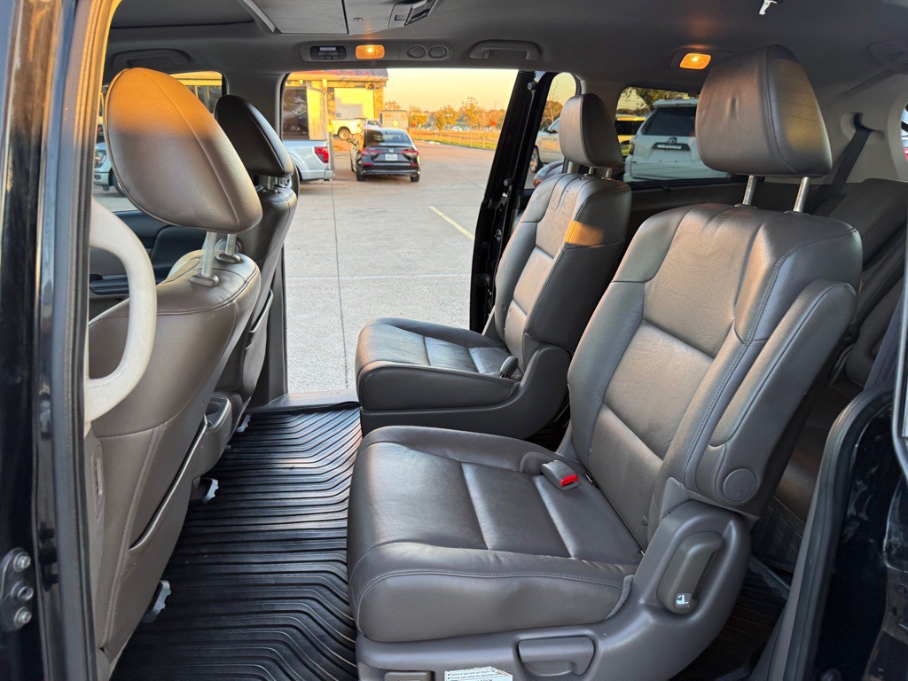 2014 Honda Odyssey Image 11