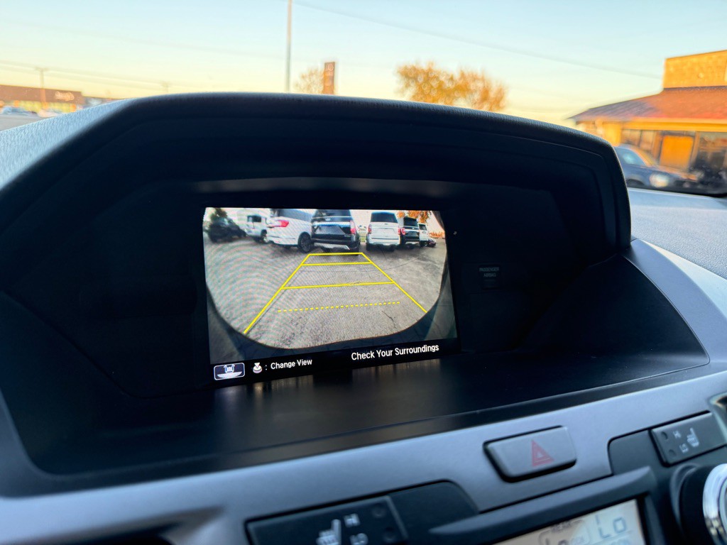 2014 Honda Odyssey Image 35