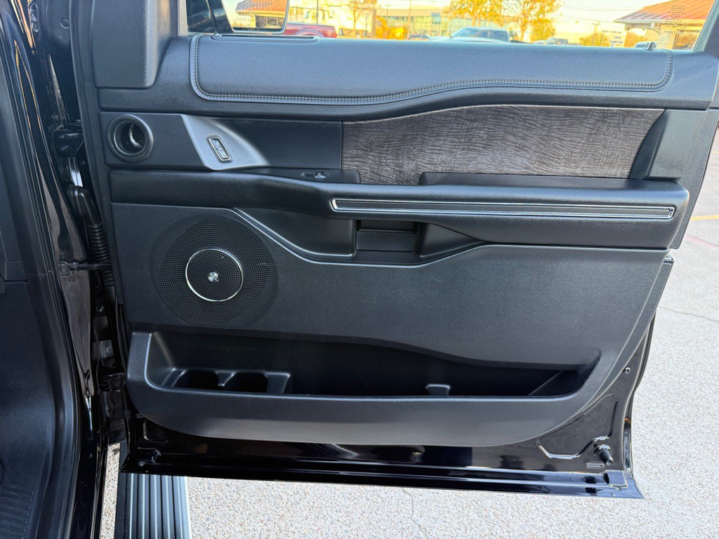 2019 Ford Expedition Image 25