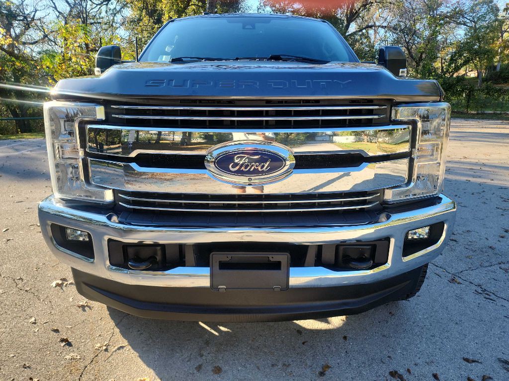 2018 Ford F-250 Image 2