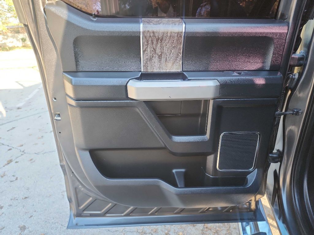 2018 Ford F-250 Image 37