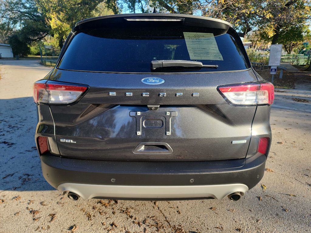 2020 Ford Escape Image 9