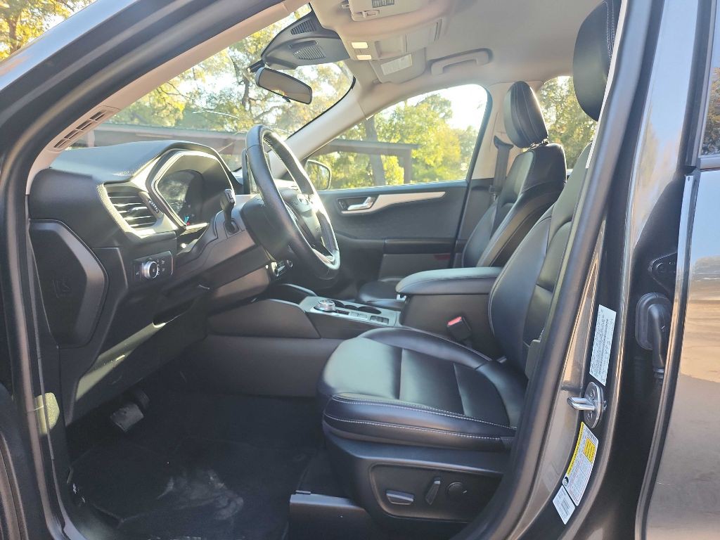 2020 Ford Escape Image 17