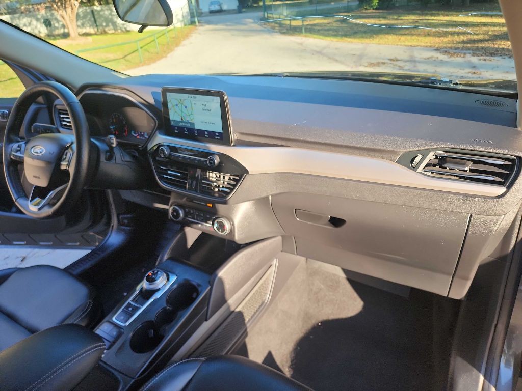 2020 Ford Escape Image 40