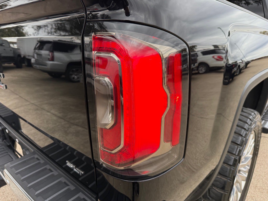 2017 GMC Sierra Image 10