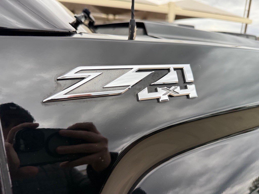 2017 GMC Sierra Image 12