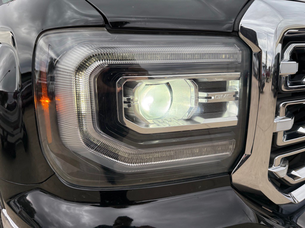 2017 GMC Sierra Image 14