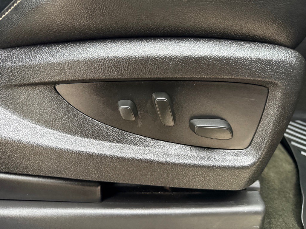 2017 GMC Sierra Image 25