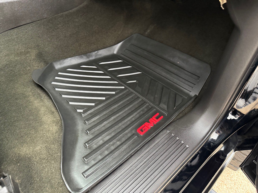 2017 GMC Sierra Image 26