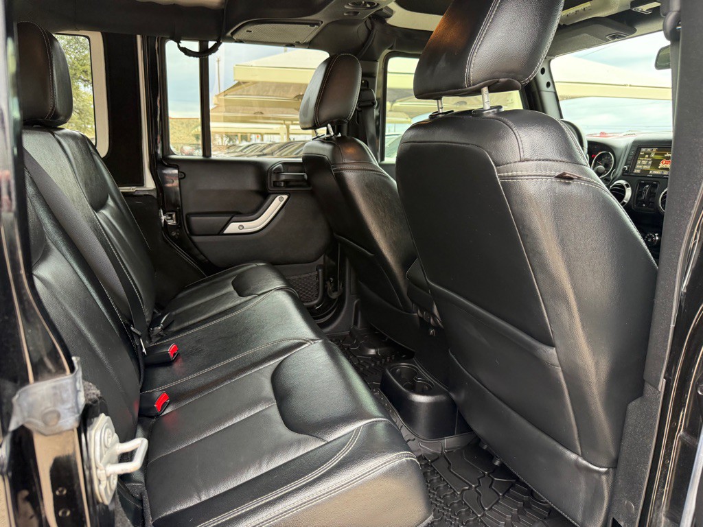 2016 Jeep Wrangler Unlimited Image 17