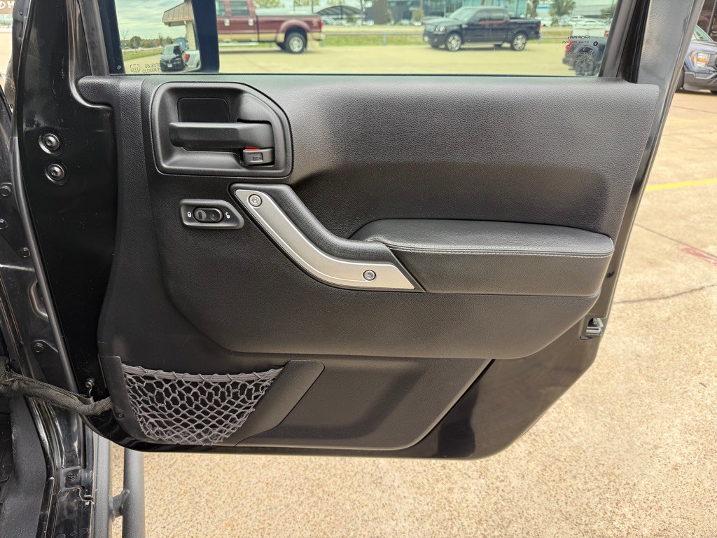 2016 Jeep Wrangler Unlimited Image 23