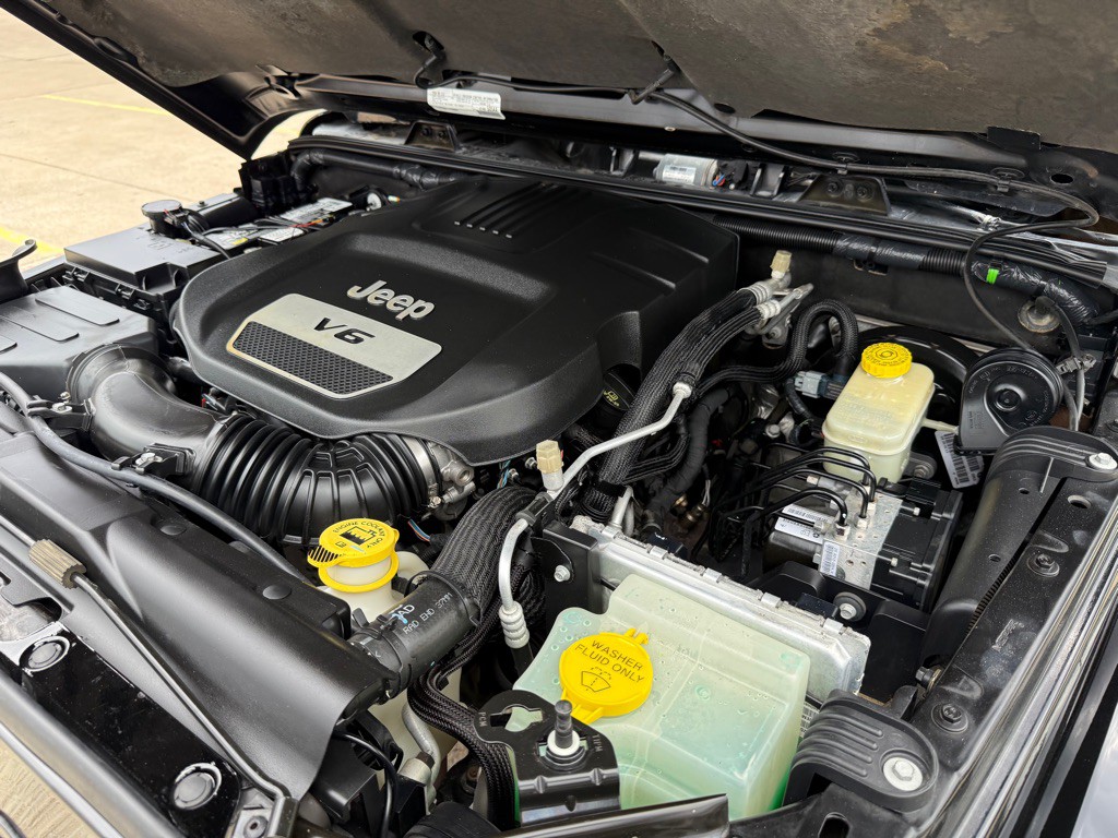 2016 Jeep Wrangler Unlimited Image 33