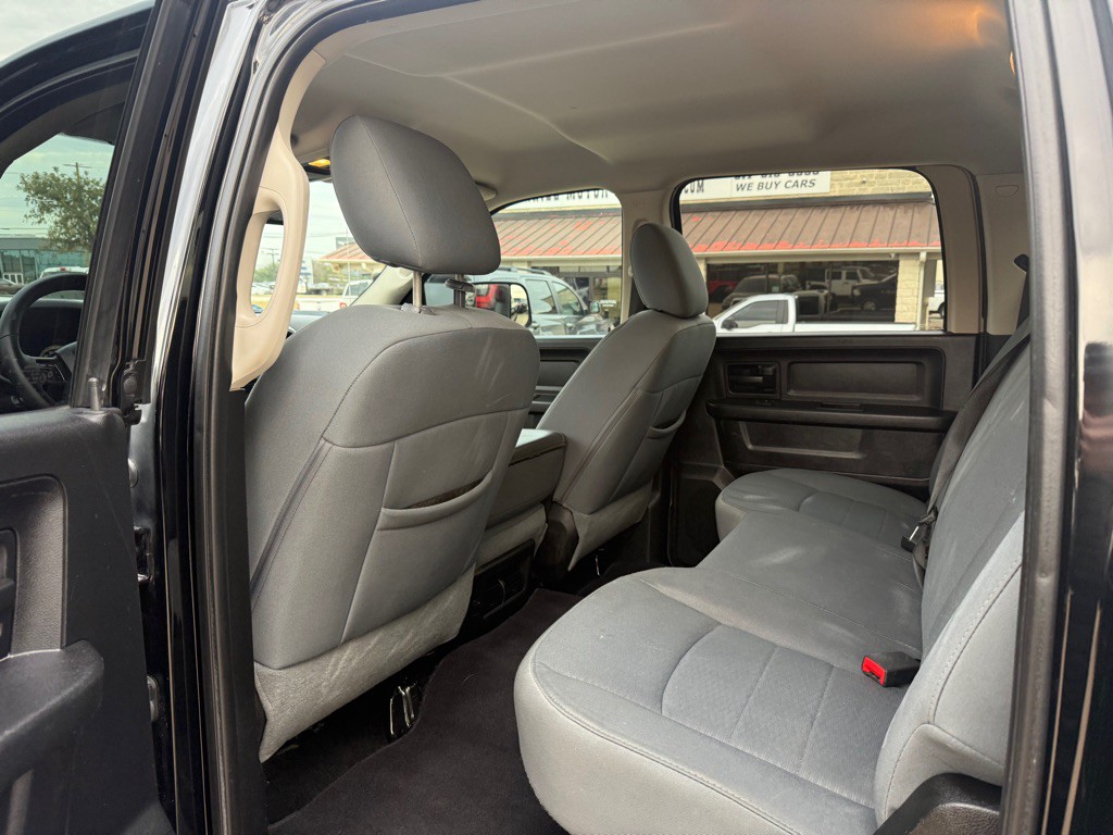 2013 RAM 2500 Image 18