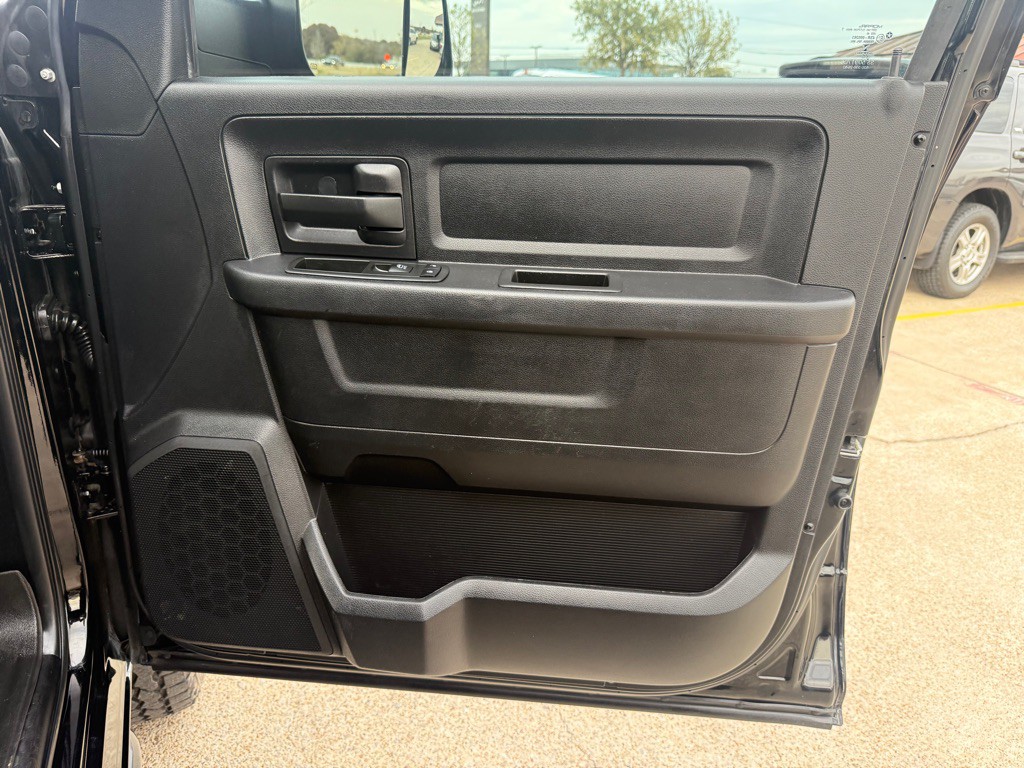 2013 RAM 2500 Image 28