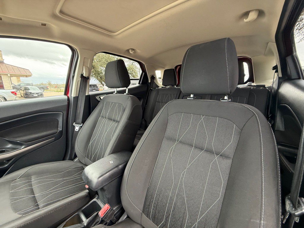 2018 Ford Econoline Image 16