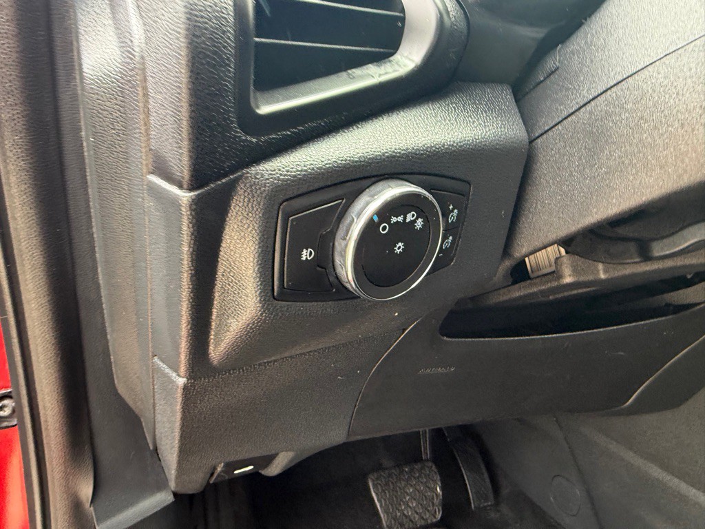 2018 Ford Econoline Image 18