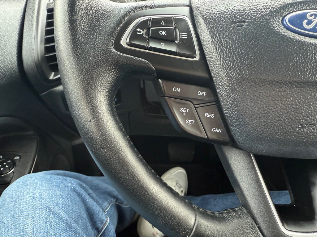 2018 Ford Econoline Image 26