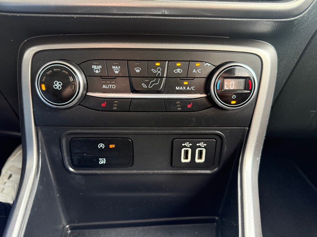 2018 Ford Econoline Image 29