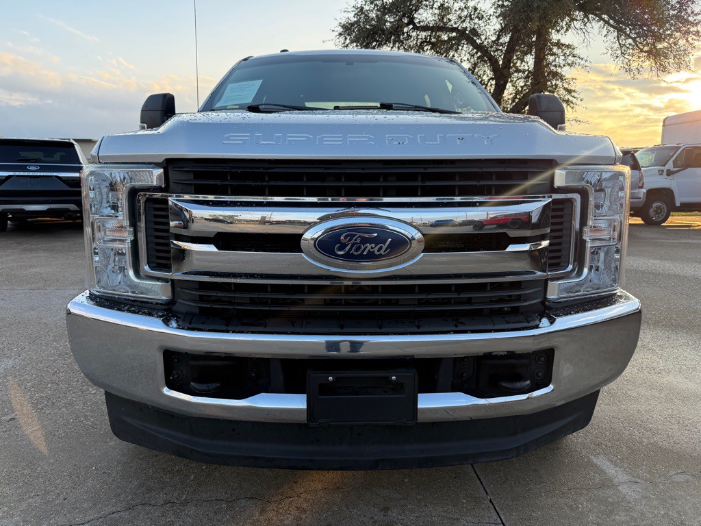 2018 Ford F-250 Image 2