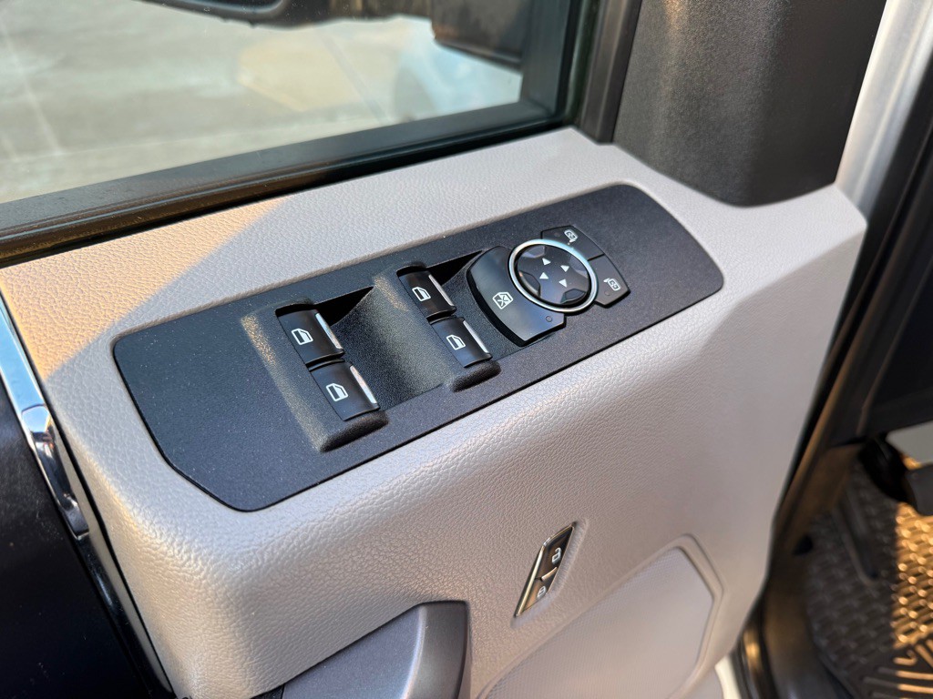 2018 Ford F-250 Image 21