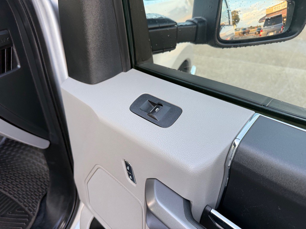 2018 Ford F-250 Image 25