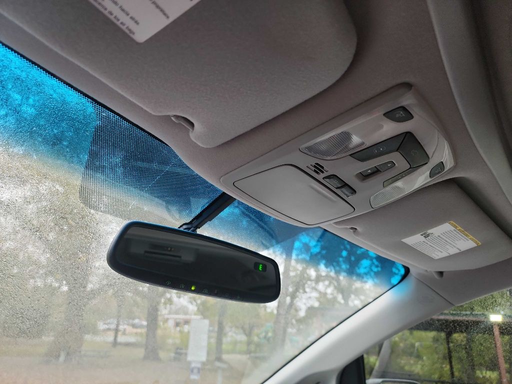 2014 Toyota Sienna Image 16