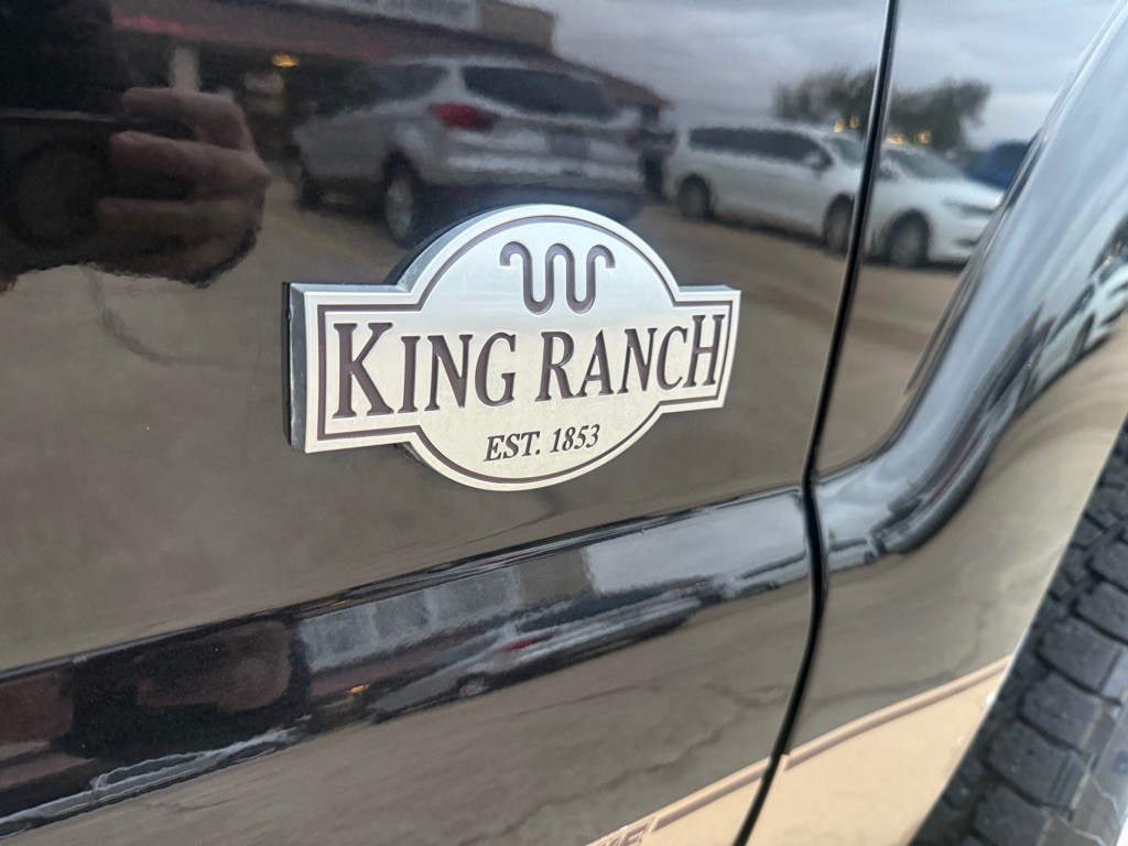 2011 Ford F-350 Image 10